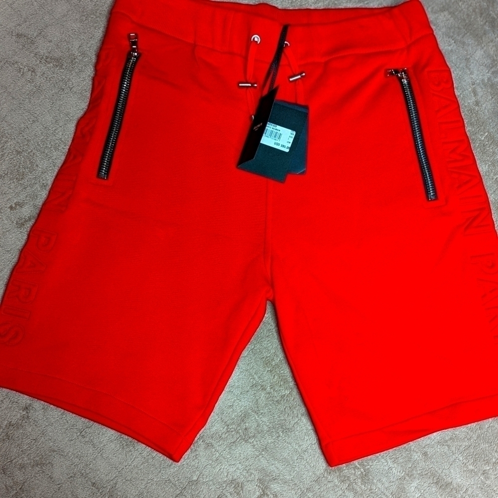 Balmain embossed logo Shorts size L